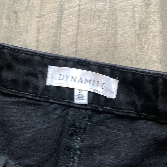 Ethos dynamite Renee black shorts - Picture 4 of 5